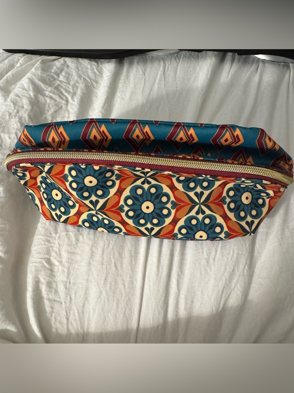 New Estée Lauder Recycled Floral Makeup Travel Bag Pouch‎ Teal Gold Chain Charm